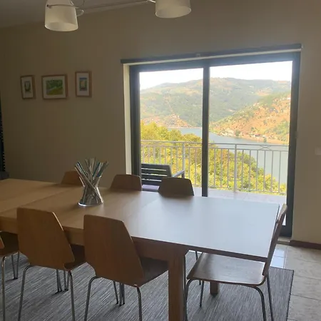 Douro Nest Feriehus *